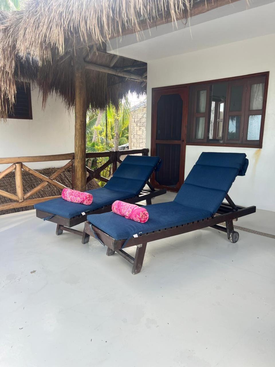 Casa Tom Tom - Adults Only Panzió Isla Holbox Kültér fotó